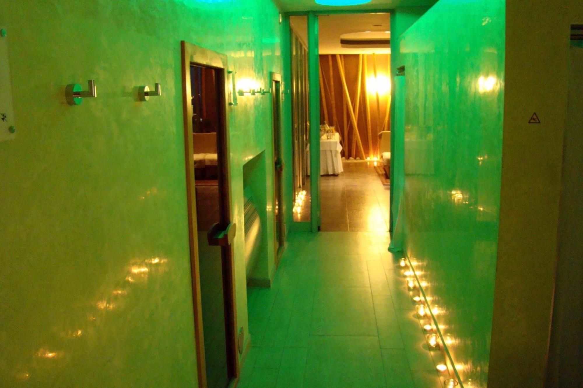 Hotel Ponteo - Activity Park براتسيلافا المظهر الخارجي الصورة