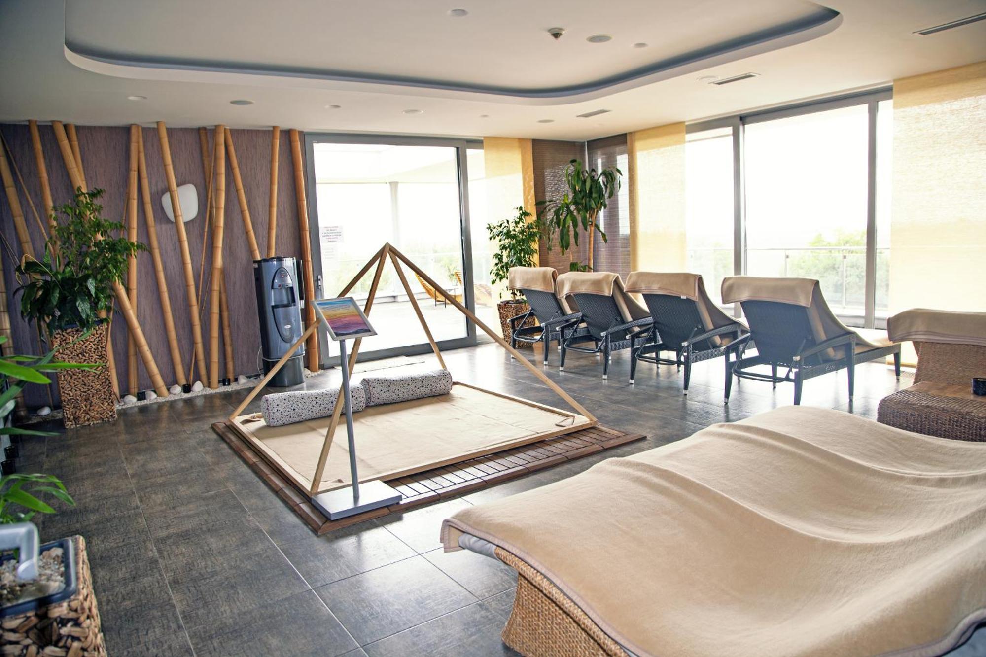 Hotel Ponteo - Activity Park براتسيلافا المظهر الخارجي الصورة